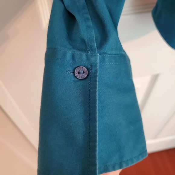 Smart Set Ink Blue Shirt - Size XS/0 | Classic Style & Versatility - Picture 4 of 6